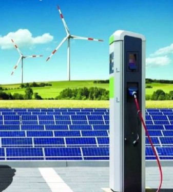 公共充电桩存老化虚标隐患 高友东代表建议推行强制检测与全链条监管